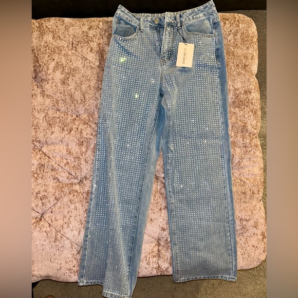 Rhinestone Decor Jeans - Picture 2 of 3